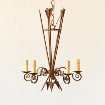 Iron Chandelier with arrows and 5 lights