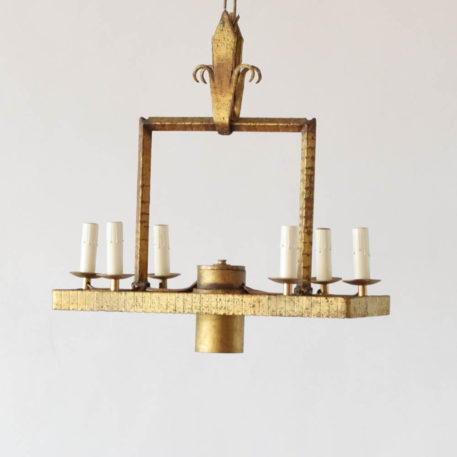 Gilt iron fixture with 6 lights and a downlight and fleur de lis