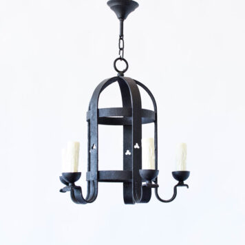 5 Light Iron Trefoil Birdcage Chandelier